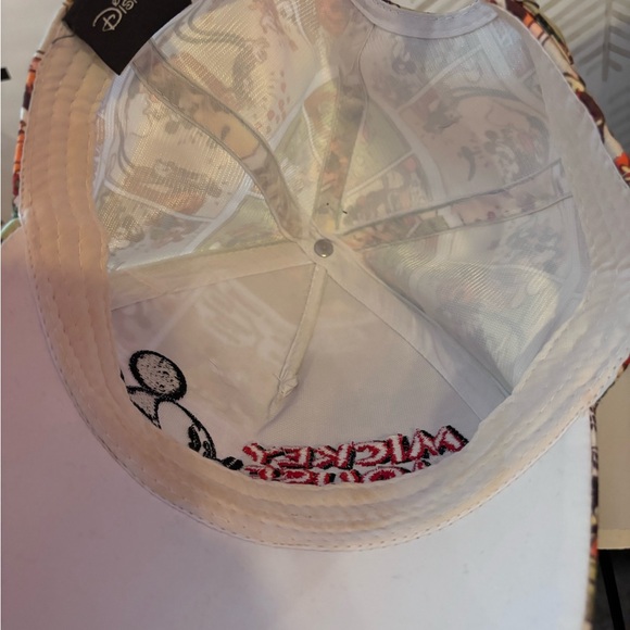 Mickey Mouse hat adjustable back - Picture 3 of 4